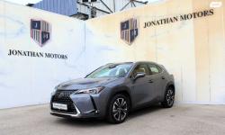 לקסוס UX UX200 Luxury אוט' 2.0 (173 כ''ס) בנזין 2020 למכירה בחיפה