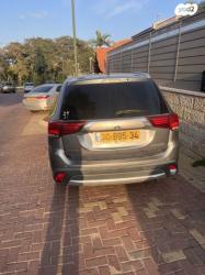 מיצובישי אאוטלנדר Instyle אוט' 7 מק' 2.0 (150 כ"ס) בנזין 2015 למכיר