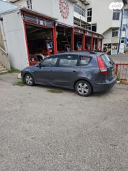 יונדאי i30CW Inspire סטיישן אוט' 1.6 (126 כ''ס) בנזין 2011 למכירה ביב