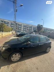 סיאט איביזה Reference אוט' 5 דל' 1.2 (105 כ''ס) בנזין 2012 למכירה ברמ