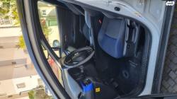 טויוטה C-HR Chic הייבריד אוט' 1.8 (98 כ"ס) בנזין 2017 למכירה ברחוב