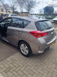 טויוטה אוריס הייבריד T2 הייבריד אוט' 1.8 (99 כ"ס) בנזין 2014 למ