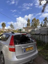 יונדאי i30CW Inspire סטיישן אוט' 1.6 (126 כ''ס) בנזין 2011 למכירה בנת