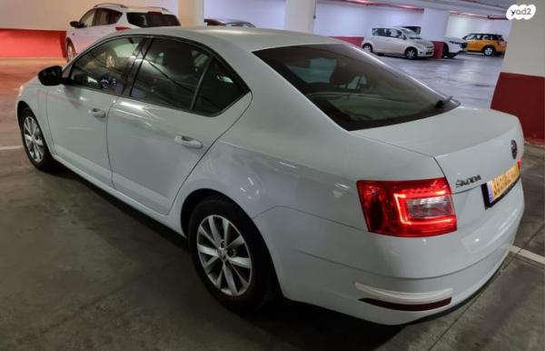 סקודה אוקטביה Style אוט' 1.0 5 דל' (115 כ''ס) בנזין 2018 למכירה ביהוד מונוסון