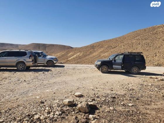 מיצובישי פג'רו ארוך 4X4 GLX אוט' דיזל 7 מק' 3.2 (165 כ''ס) דיזל 2002 למכירה בפתח תקווה