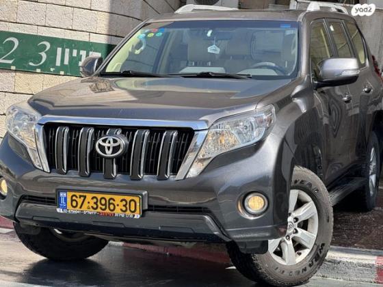 טויוטה לנד קרוזר ארוך 4X4 Luxury אוט' דיזל 7 מק' 3.0 (190 כ''ס) דיזל 2014 למכירה במודיעין מכבים רעות