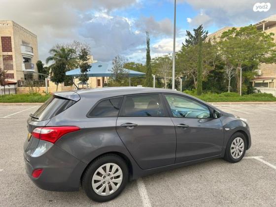 יונדאי i30CW Inspire סטיישן ידני 1.4 (100 כ''ס) [2015-2017] בנזין 2016 למכירה בכרמיאל