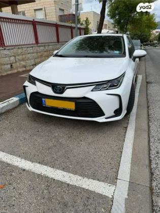 טויוטה קורולה הייבריד Limited סדאן אוט' 1.8 (98 כ''ס) בנזין 2021 למכירה בכרמיאל