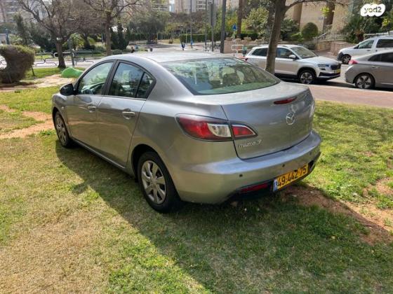 מאזדה i Active סדאן אוט' 1.6 (105 כ''ס) בנזין 2012 למכירה בפתח תקווה