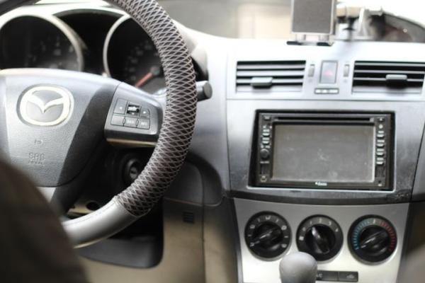 מאזדה i Active סדאן אוט' 1.6 (105 כ''ס) בנזין 2010 למכירה ברחובות