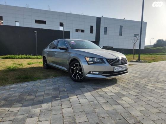 סקודה סופרב (עד 2019) Ambition אוט' 1.8 (180 כ''ס) בנזין 2018 למכירה באבן יהודה