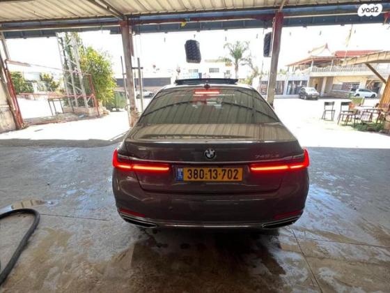 ב.מ.וו סדרה 7 745LE Pure Excellence הייבריד אוט' 3.0 (286 כ''ס) היברידי חשמל / בנזין 2021 למכירה בדאלית אל כרמל