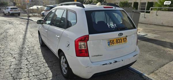 קיה קארנס LX אוט' 7 מק' 2.0 (140 כ''ס) בנזין 2009 למכירה בירושלים