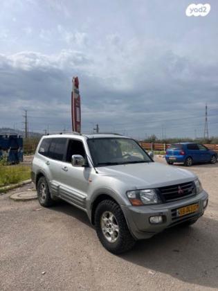 מיצובישי פג'רו ארוך 4X4 GLS אוט' דיזל 7 מק' 3.2 (160 כ''ס) דיזל 2001 למכירה ברכסים