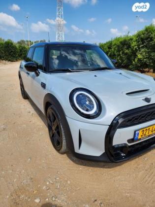 מיני קופר Cooper S אוט' 4 דל' 2.0 (178 כ"ס) בנזין 2023 למכירה בקדימה צורן