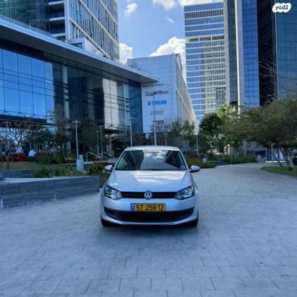 פולקסווגן פולו Comfortline אוט' 5 דל' 1.2 (105 כ''ס) בנזין 2013 למכירה ברמת גן