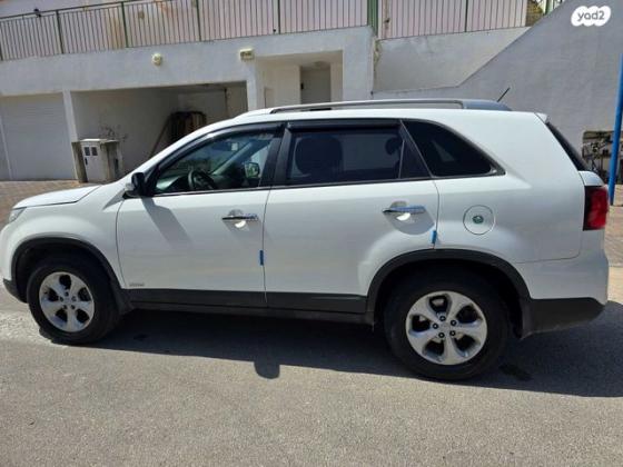 קיה סורנטו 4X4 LX אוט' דיזל 7 מק' 2.2 (197 כ"ס) דיזל 2014 למכירה ברכסים