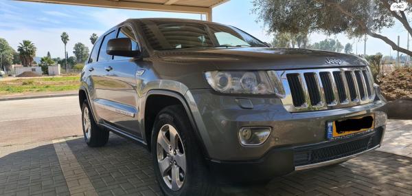ג'יפ / Jeep גרנד צ'ירוקי 4X4 Limited אוט' דיזל 3.0 (241 כ''ס) דיזל 2011 למכירה בכפר בלום