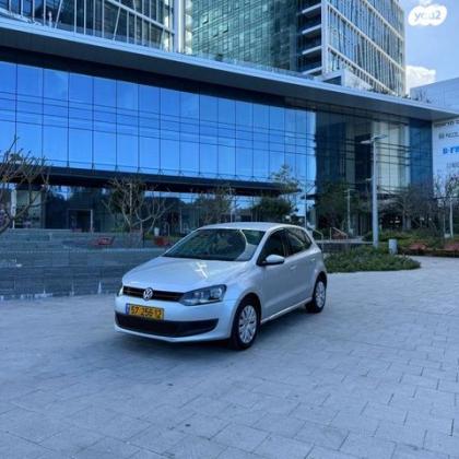פולקסווגן פולו Comfortline אוט' 5 דל' 1.2 (105 כ''ס) בנזין 2013 למכירה ברמת גן