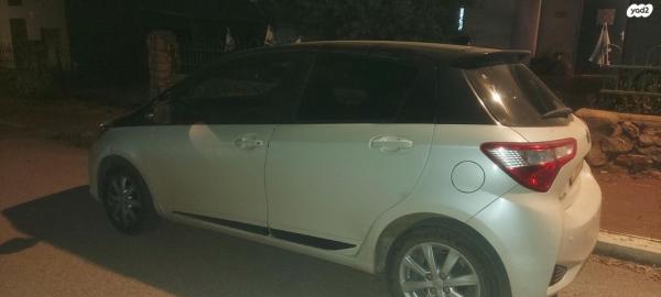 טויוטה יאריס Black Top אוט' 1.5 (112 כ"ס) בנזין 2018 למכירה ברמת צבי