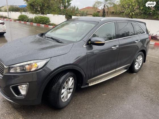 קיה סורנטו Urban אוט' 7 מק' 2.4 (188 כ"ס) בנזין 2017 למכירה באירוס