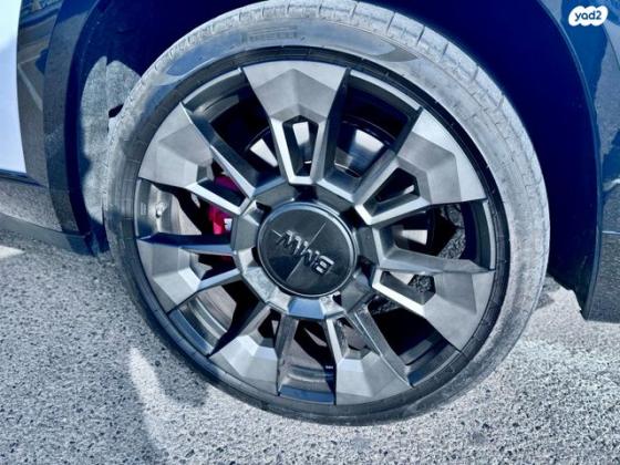 ב.מ.וו XM 4X4 Ultimate אוט' 4.4 (490 כ''ס) היברידי חשמל / בנזין 2023 למכירה בתל אביב יפו