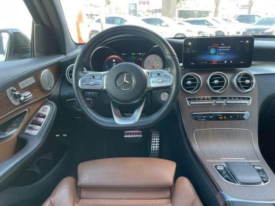 מרצדס GLC 4X4 GLC300E AMG הייבריד אוט' 2.0 (211 כ''ס) ק'-2 היברידי חשמל / בנזין 2021 למכירה בראשון לציון