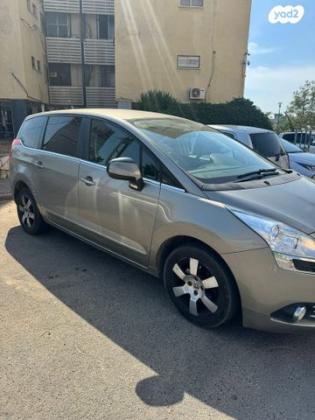 פיג'ו 5008 Premium סטיישן אוט' 1.6 (156 כ"ס) בנזין 2012 למכירה ברמלה