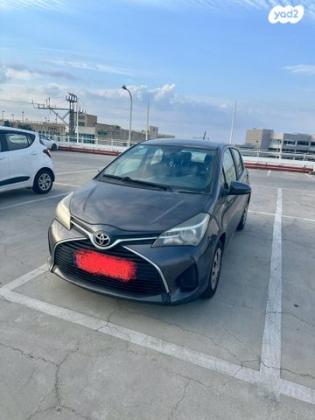 טויוטה יאריס Style אוט' 1.3 (99 כ"ס) בנזין 2014 למכירה בחדרה