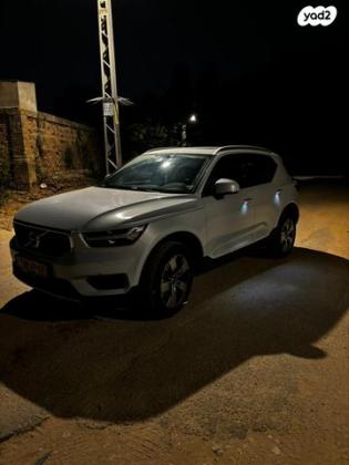 וולוו XC40 T4 Momentum with Leather אוט' 2.0 (190 כ''ס) בנזין 2020 למכירה בחולון