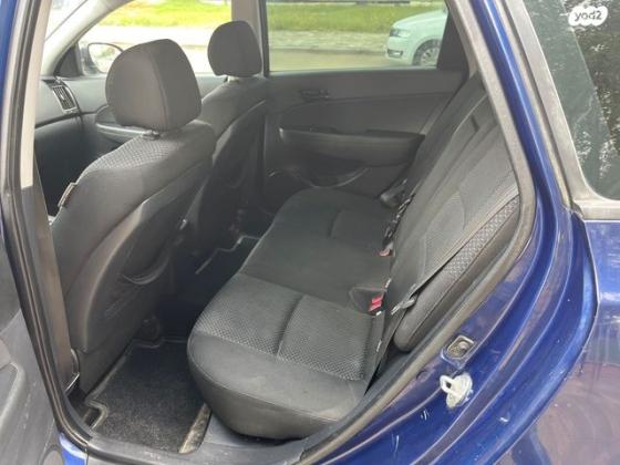 יונדאי i30CW Inspire סטיישן אוט' 1.6 (126 כ''ס) בנזין 2010 למכירה בבאר יעקב