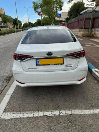 טויוטה קורולה הייבריד Limited סדאן אוט' 1.8 (98 כ''ס) בנזין 2021 למכירה בכרמיאל