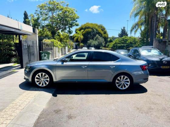 סקודה סופרב (עד 2019) Exclusive אוט' 1.8 (180 כ"ס) בנזין 2016 למכירה בחדרה