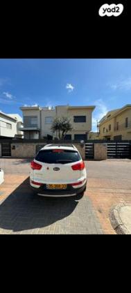 קיה ספורטז' EX אוט' 2.0 (166 כ''ס) בנזין 2015 למכירה בראשון לציון