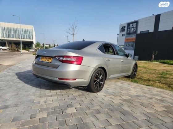 סקודה סופרב (עד 2019) Ambition אוט' 1.8 (180 כ''ס) בנזין 2018 למכירה באבן יהודה