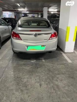 אופל אינסיגניה Edition הצ'בק אוט' 2.0 (220 כ''ס) בנזין 2011 למכירה בירושלים