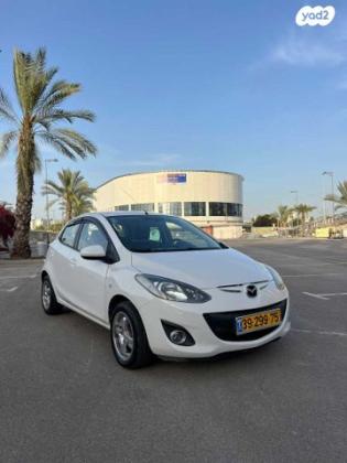 מאזדה H Dynamic אוט' 1.5 (103 כ"ס) בנזין 2011 למכירה ברחובות