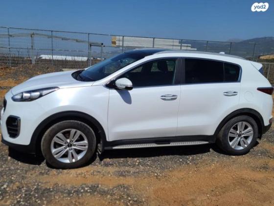 קיה ספורטז' LX אוט' 2.0 (155 כ"ס) בנזין 2016 למכירה במסעדה