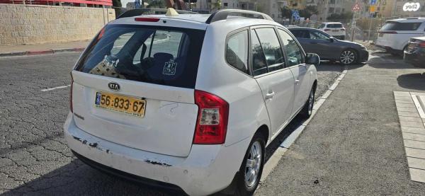 קיה קארנס LX אוט' 7 מק' 2.0 (140 כ''ס) בנזין 2009 למכירה בירושלים
