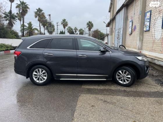 קיה סורנטו Urban אוט' 7 מק' 2.4 (188 כ"ס) בנזין 2017 למכירה באירוס