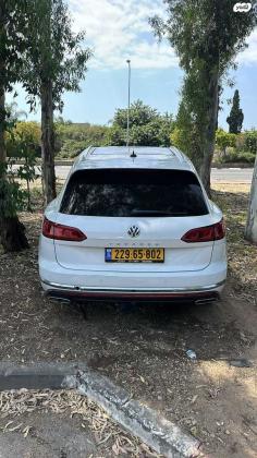 פולקסווגן טוארג 4X4 Luxury V6 אוט' דיזל 3.0 (286 כ''ס) דיזל 2020 למכירה בחדרה