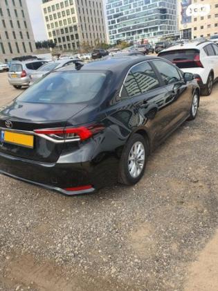טויוטה קורולה Style אוט' סדאן בנזין 1.5 (125 כ"ס) בנזין 2023 למכירה בפתח תקווה