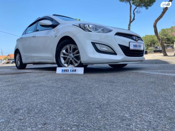 יונדאי i30 Premium אוט' 1.6 (135 כ''ס) בנזין 2013 למכירה בחיפה
