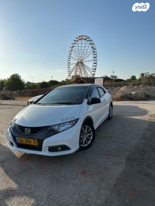 הונדה סיוויק האצ'בק החדשה Comfort אוט' 1.8 (142 כ''ס) בנזין 2014 למכירה בבת ים