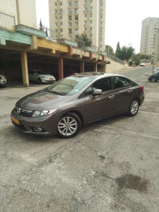 הונדה סיוויק סדאן (2012)