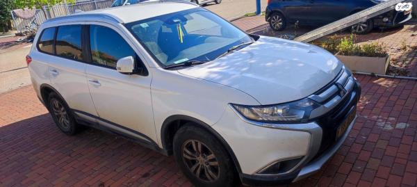 מיצובישי אאוטלנדר Intense אוט' 7 מק' 2.0 (150 כ"ס) בנזין 2018 למכירה במצפה נטופה