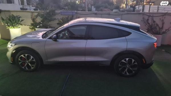 פורד מוסטנג MACH E 75 AWD אוט' חשמלי (269 כ''ס) חשמלי 2022 למכירה בטייבה