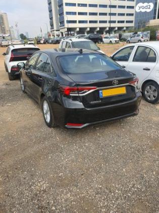 טויוטה קורולה Style אוט' סדאן בנזין 1.5 (125 כ"ס) בנזין 2023 למכירה בפתח תקווה