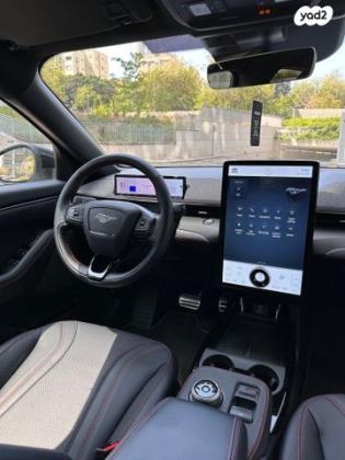 פורד מוסטנג MACH E Select 75 AWD אוט' חשמלי (371 כ''ס) חשמלי 2023 למכירה בתל אביב יפו