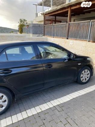יונדאי i20 Insight ידני 1.2 (85 כ"ס) בנזין 2016 למכירה בראש העין